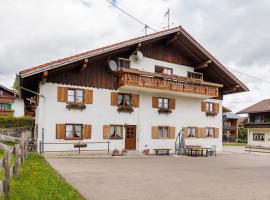 Ferienwohnung Schaule, hotel di Bolsterlang