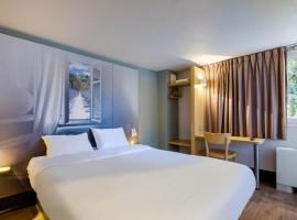 B&B HOTEL FREJUS Puget-sur-Argens，弗雷瑞斯的飯店