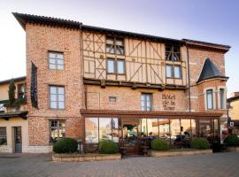 Hôtel de la Tour, hotel v destinaci Châtillon-sur-Chalaronne