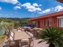 Hôtel CASABELLA Cannes Mouans Sartoux، فندق في موانس سارتوكس