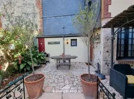 La Terrasse de Sacha House with Terrace & Fireplace 4 Guests