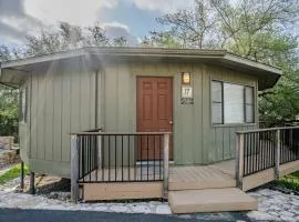 Treehouse Bungalow - Community PoolHot Tub #17
