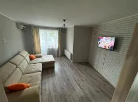 Перший поверх 2кімн Тоpapartment centr