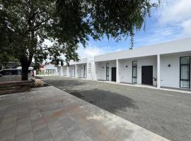 Viesnīca Family Motel pilsētā Bahal