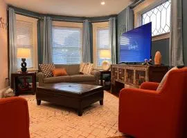 Cozy as a Sunday - 2/BR sleep 6