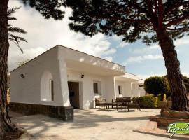 Bungalows Papalus - Golf Lloret -, гольф-отель в Льорет-де-Маре