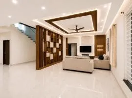 Premium and Luxurious 4BHK Duplex Villa for upto 40 people with Kitchen bathtub in Tirupati near railway staion and close to Temples