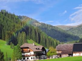 Gasthof Raufner, hotel din Innerkrems