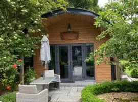 Stone Lodge Garden Retreat