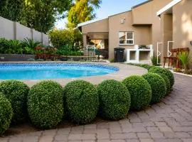 Comfort e Casa Lodge Near OR Tambo Airport