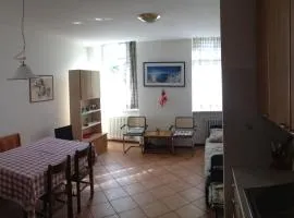 Via Dante 10