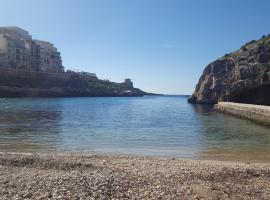 Mobydick Apartments by RBG, hotel a Xlendi