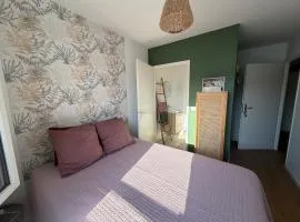 Chambres Chez Maison Stella avec cuisine et terrasse partagée