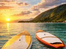 Teahupo'o Lodge Tahiti - Studio Tropical vue lagon et montagnes
