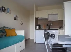 Studio avec Terrasse - Plage et Commerces - Vélos
