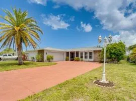 9 Mi to Beach - Sunny Rotonda West Gem