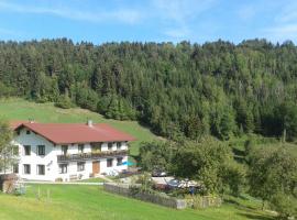 Eggbauer, povoljni hotel u gradu Sankt Anton an der Jessnitz