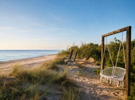 KOPA LIVING seaside holiday homes and KOPA CABINS, hotel v destinaci Nida