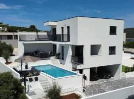 Villa Omorfia - SEVID