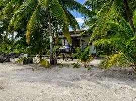 Hanivai Beach Bungalow