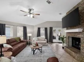 Casa de Vendedor, 9 mins to Stadium, Sleeps 15!