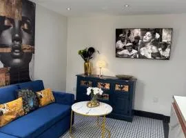 Secret Garden Suite