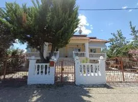 Plaza Apartments