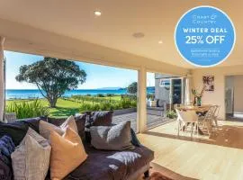 Onetangi Beachfront Escape - Coast & Country
