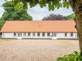 7 person holiday home in Ølgod
