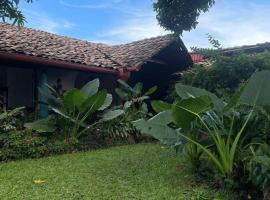 Hostal Casona de los Vega, hotel sa Sonsonate