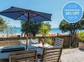 Onetangi Waterfront Bach - Coast & Country