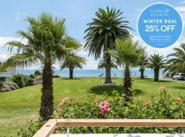 The Hibiscus - Coast & Country