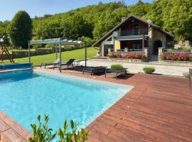 Awesome Home In Gospic With Sauna, готель у місті Ґоспич