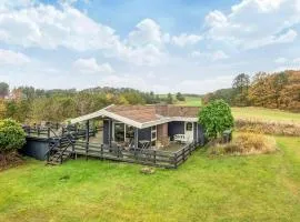 6 persons tranquil cottage in Knebel