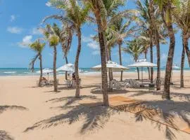 Apê na Areia no Porto das Dunas com Banheira Relaxante e acesso direto para a praia! Ideal para Famílias, Lazer e Conforto pertinho do Beach Park