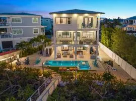 Luxury Seaside Escape ~ Heated Pool w Jacuzzi ~ Elevator ~ Dock ~ Scenic Views