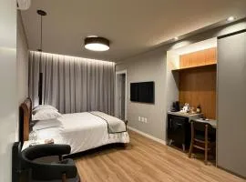 Suite Boutique 102 Cheia de Graça