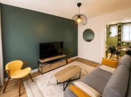 Direct Line 1 to Champs-Élysées Elegant Apt 4