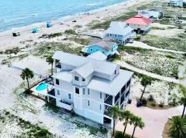 Private Pool Beach Front Sleeps 18 Family home