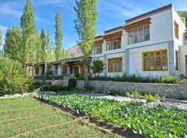 Kailash Mansarovar Homestay & Guest House, hotel u gradu 'Nubra'