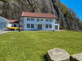 Beautiful Home In Lyngdal With House Sea View