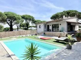 Villa Pins by Costabravaway