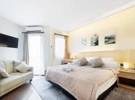 Comfortable Studio Premium Mattress, Swimming Pool & Netflix