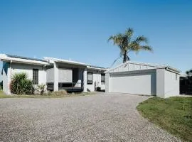 Private Beach Oasis Secluded Retreat at Beachmere