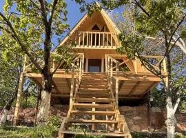 Byurakan Cottages