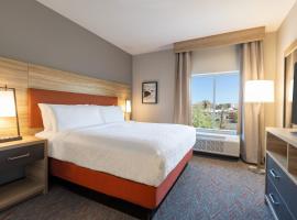 Candlewood Suites Trois-Rivières Ouest by IHG, hotel in Trois-Rivières
