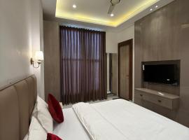Hotel sky inn、ジャランダールのホテル
