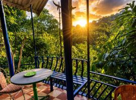 munnar Green portico Cottages, hotell sihtkohas Anachal