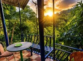 munnar Green portico Cottages