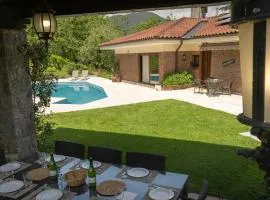 Casa Rural Oroimena